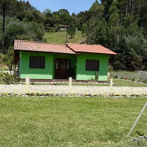 https://casa-de-campo-v-almerinda.santa-catarina-brasil.com